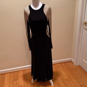 Xscape Black and Cream Long Sleeve Dress